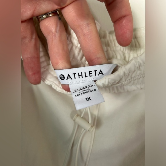 NWOT Athleta Triumph Hybrid Wide Crop Length Pants Drawstring Waist White XL - Picture 13 of 13